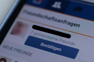 Freundschaftsanfrage bei Facebook