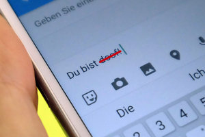 Beleidigung bei SMS durchgestrichen; Bild: Internet-ABC